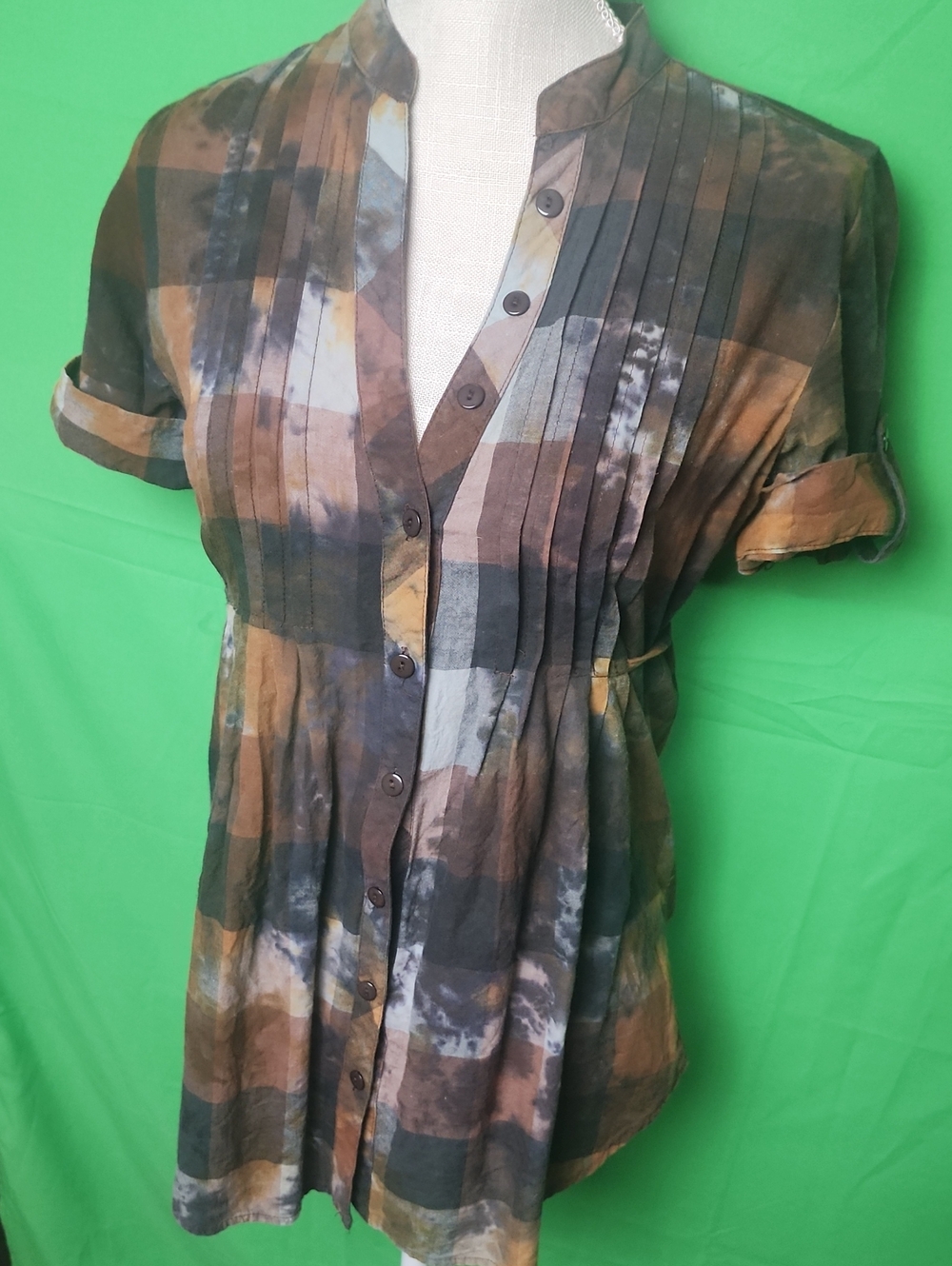 Daytrip Watercolor Tie-Dye Plaid Pintuck Babydoll Tunic Blouse M